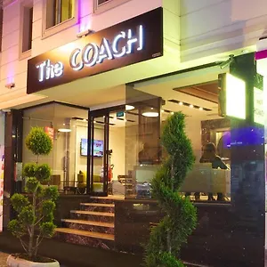  Hotel The Coach